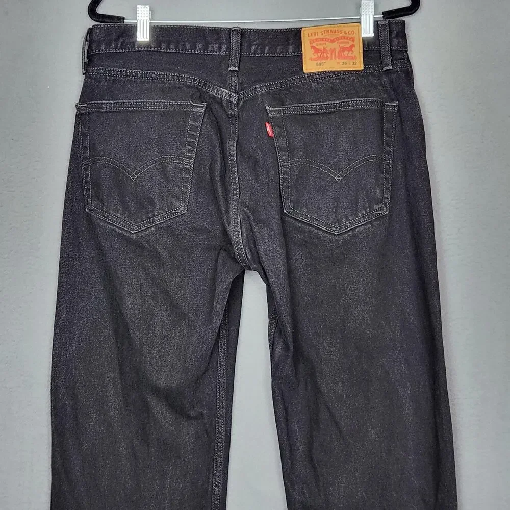 LEVIS 505 Jeans Mens 36x32 Black Straight Leg Zip Fly Classic Denim Actual 34x31